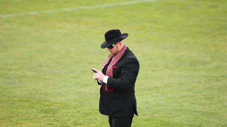 Omul de afaceri care a vrut să cumpere Dinamo este proprietarul celui mai scump apartament din Cluj. Cum arată locuința, „cu piscinică și cascadă”, de 590.000 de euro | VIDEO