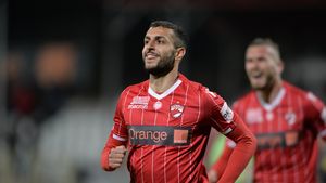 Lovitură pentru Dinamo! Universitatea Craiova are drum liber către Mattia Montini: „Iau în calcul orice propunere, chiar și de la Chindia”