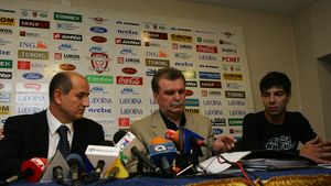 Vamă îl ironizează pe Copos: "Sper să nu retrogradezi!"