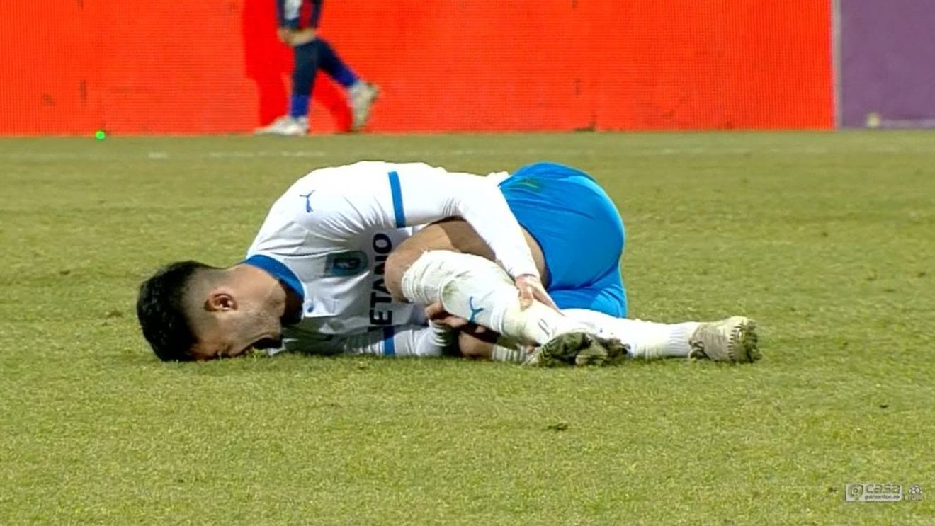 Istvan Kovacs, penalty clar refuzat Universității Craiova! Cum a vrut Marco Dulca să-l degajeze pe Andrei Ivan | FOTO & VIDEO