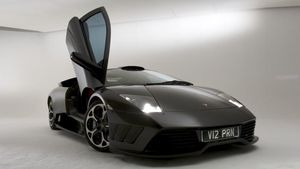 Unicat - mai tare ca Reventon!