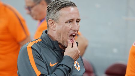 Reghecampf, făcut praf pentru atitudinea pe care a avut-o față de Christoph Daum: "Cine e el și cine e Daum? Ce vrea omul ăsta? Să lase ciocul mai mic. Echipa la Steaua i-o face Becali"