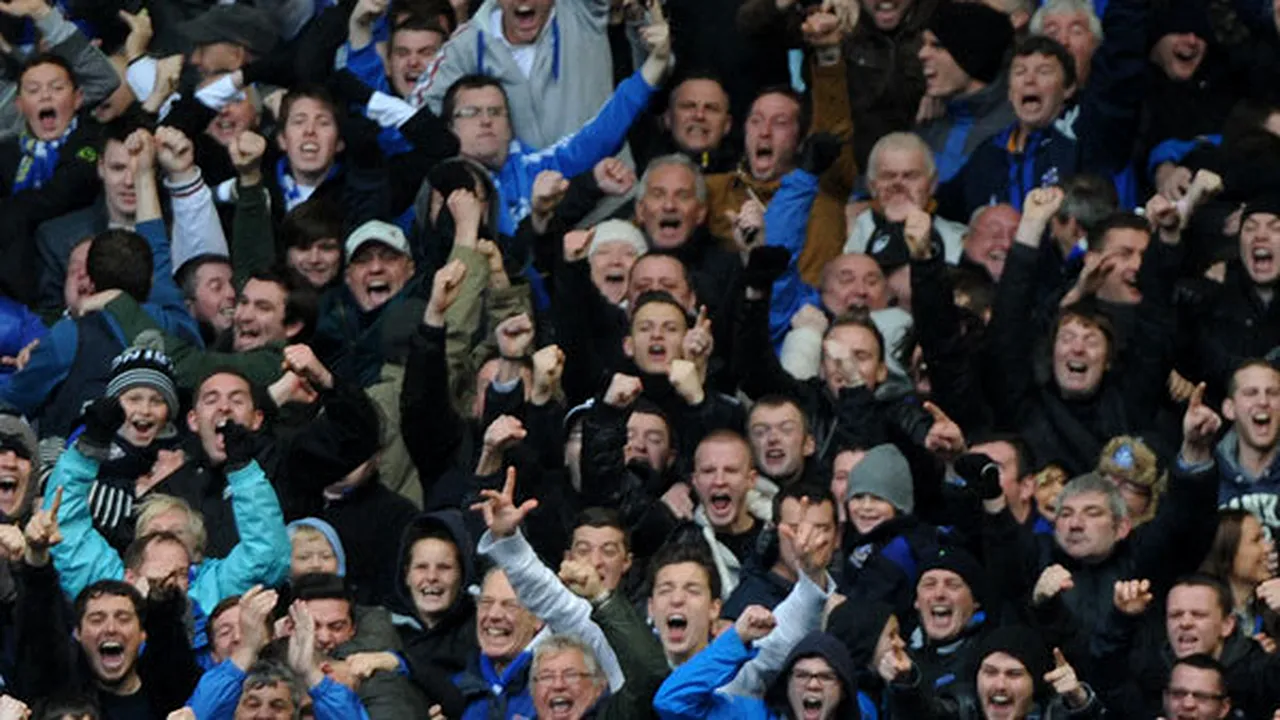 FOTO: O imagine care impresionează până la lacrimi!** Un bătrânel fan Liverpool își căuta locul! Ceea ce a urmat a emoționat tot stadionul