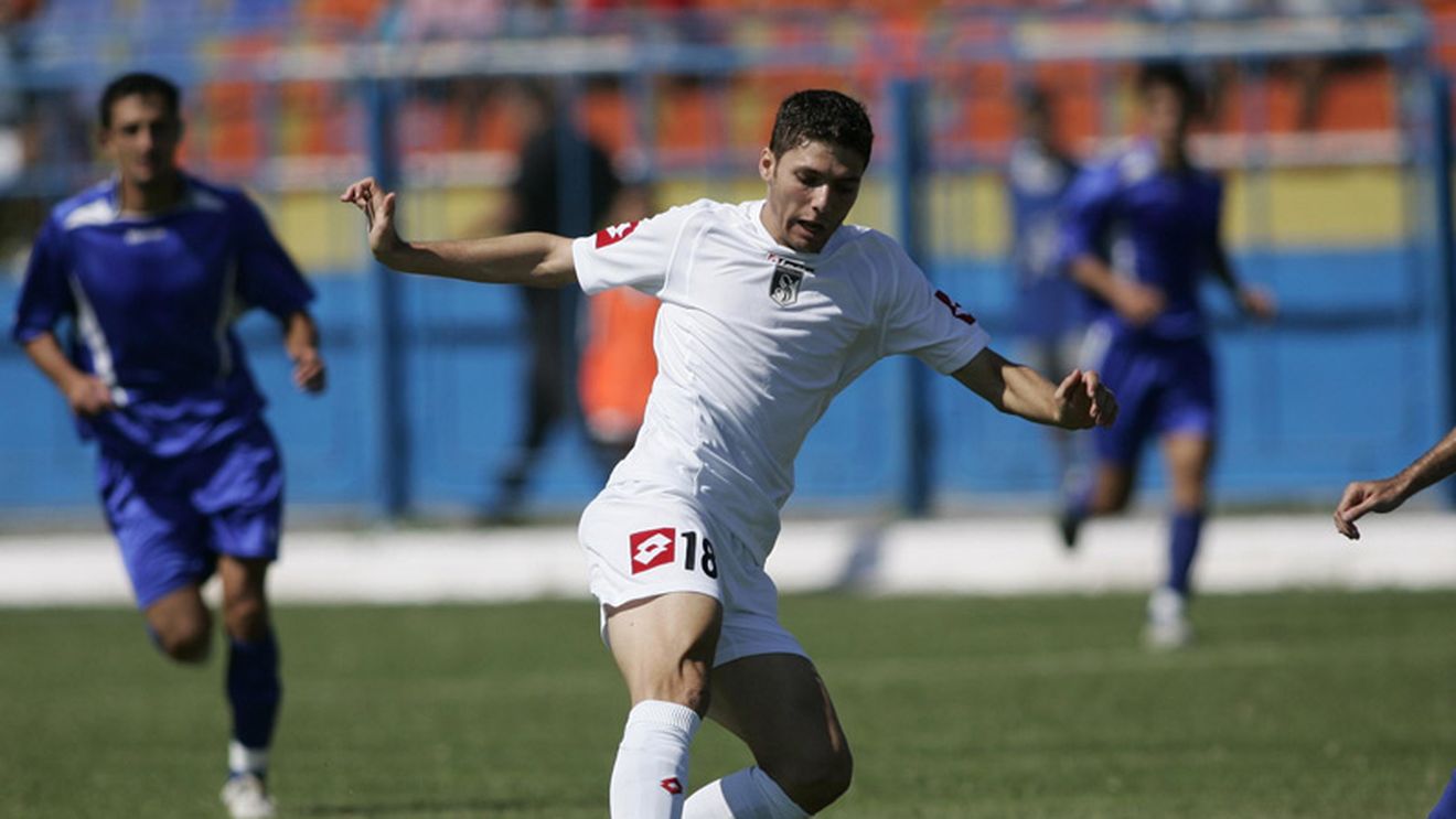 Rapid îl ia pe Curelea!**