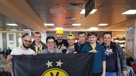 Românii consolidează "Zidul Galben". Fanii Borussia Dortmund din țara noastră îi vor susține din tribune pe Reus și Gotze la meciul cu Wolfsburg