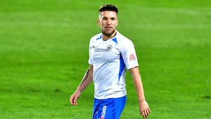 Cum a reacționat Alex Băluță în fața lui Meme Stoica, după ce au apărut informații legate de viciile sale cu jocurile de noroc!