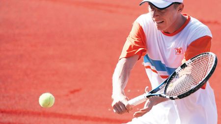 Duel în contrast!** Cea mai dezechilibrată partidă dintre cele opt programate în barajul Cupei Davis