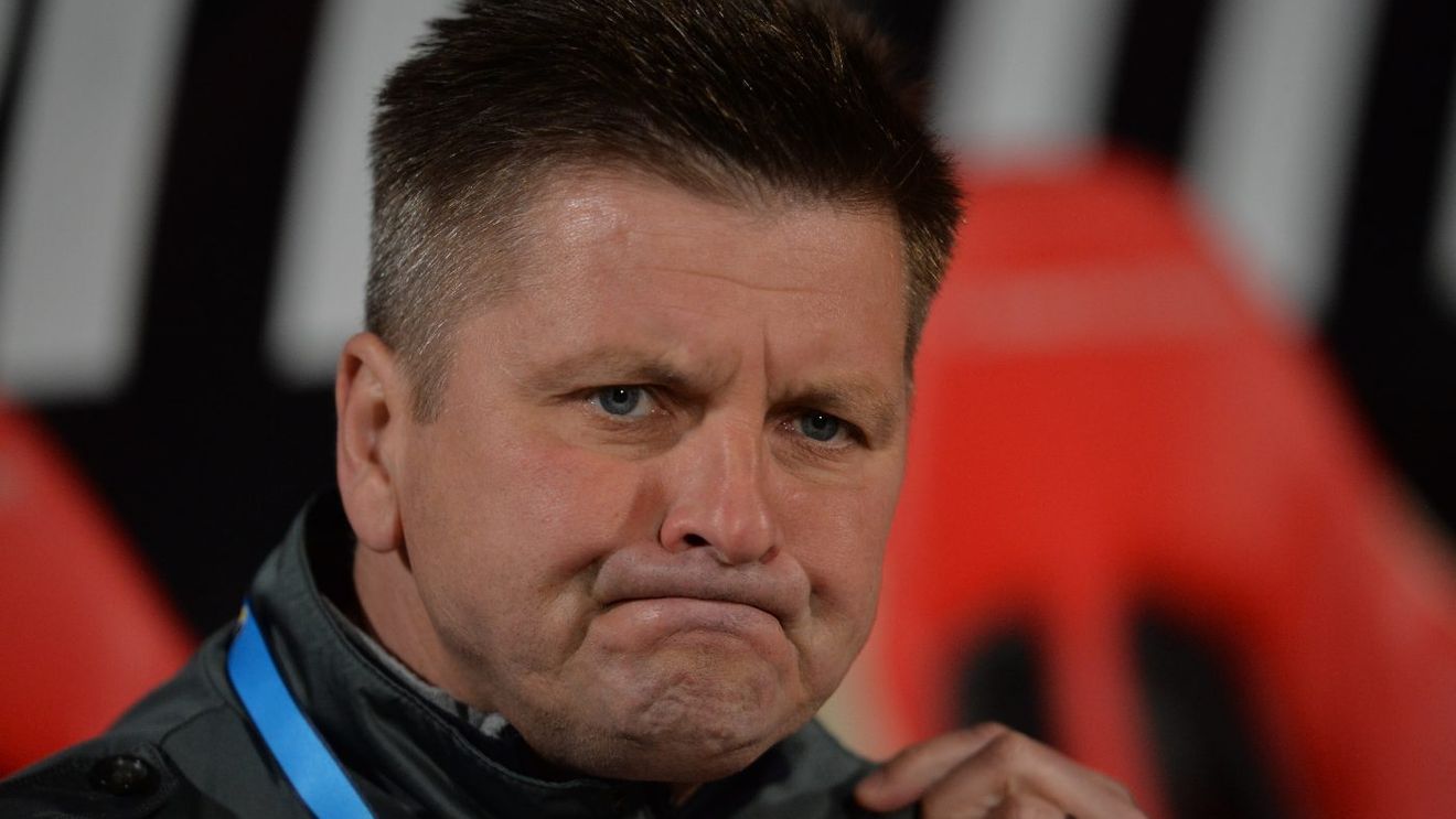 Florin Lovin, ironizat după ce a declarat că Dusan Uhrin „ori e mort de foame acasă, ori n-are ce face”. „Nu a venit pentru bani la Dinamo, el are foarte mulți Lovini angajați în Cehia”
