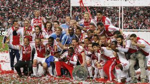 Ajax a câștigat titlul în Olanda!** Vezi bucuria de final a "lăncierilor"!