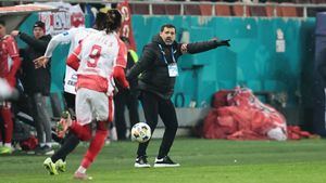 Dinamo vrea să dea lovitura cu „perla lui Gică Hagi” de 2.000.000 de euro! Rapid e interesată și ea de transfer