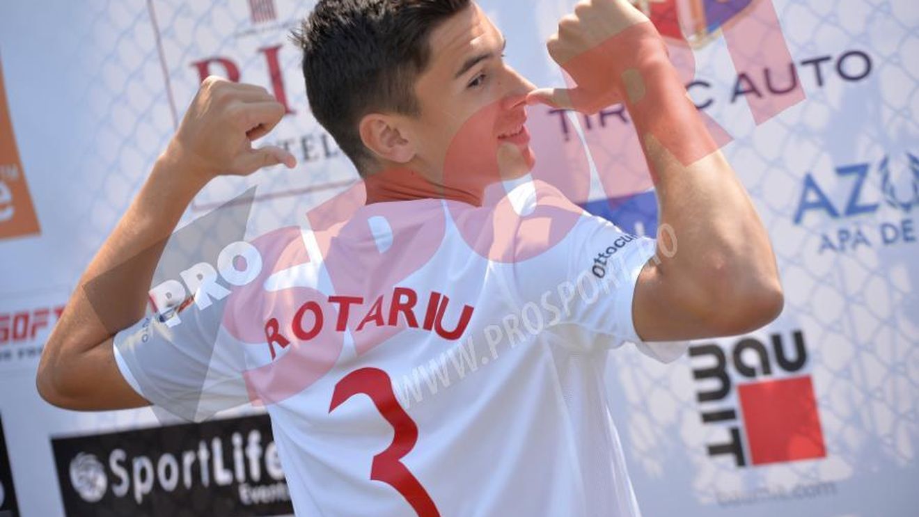 FOTO - Dinamo și-a prezentat achizițiile. Ce numere vor purta "câinii" pe tricouri