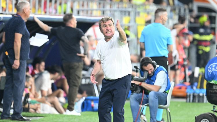 Gică Hagi a tăiat în carne vie și renunță la 15 jucători! Lotul final al României pentru Liga Națiunilor