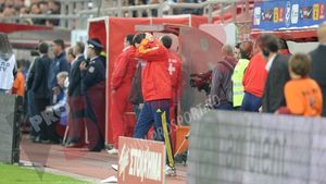 Maxim rezervă, titularii la minim! Pițurcă: "Nu credeam că primim atâtea. Golul trei l-am luat ca în curtea școlii"