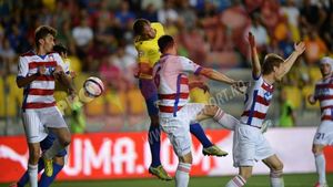 După 18 ani. "Lupii" îndeplinesc formalitatea și merg în finala Cupei. Petrolul - Oțelul 1-2