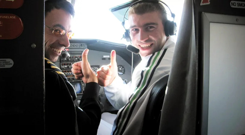 Lucian Bute a schimbat manușile cu o manșa de avion