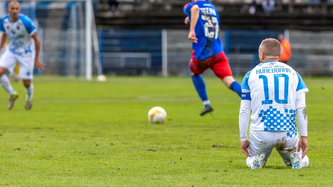 Corvinul nu a putut ”dezgheța” tabela în derby-ul cu Steaua, dar rămâne prima în Liga 2! Florin Maxim: ”Mă aștept mai mult de la unii jucători!”