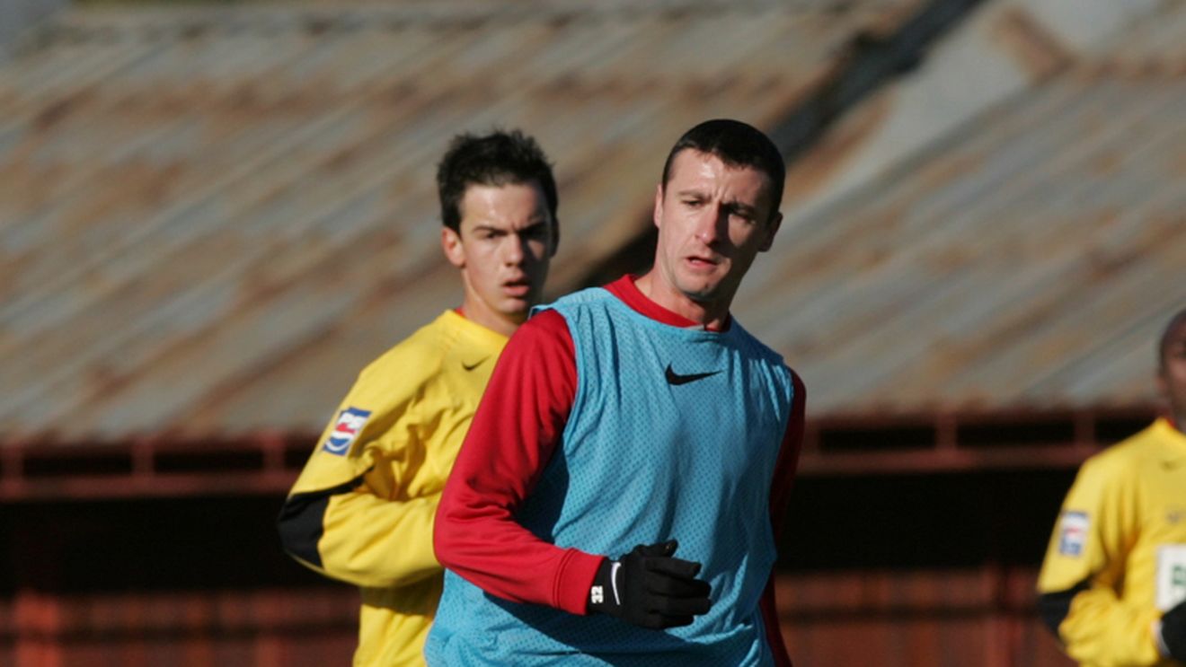 Izvoranu are probleme la inghinali