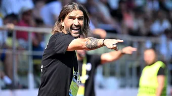 Știința Poli are cu CSL Ștefăneștii de Jos singurul meci de pe teren propriu din septembrie. Dan Alexa: ”Îmi doresc să fie iarăși un stadion cu lume foarte multă”