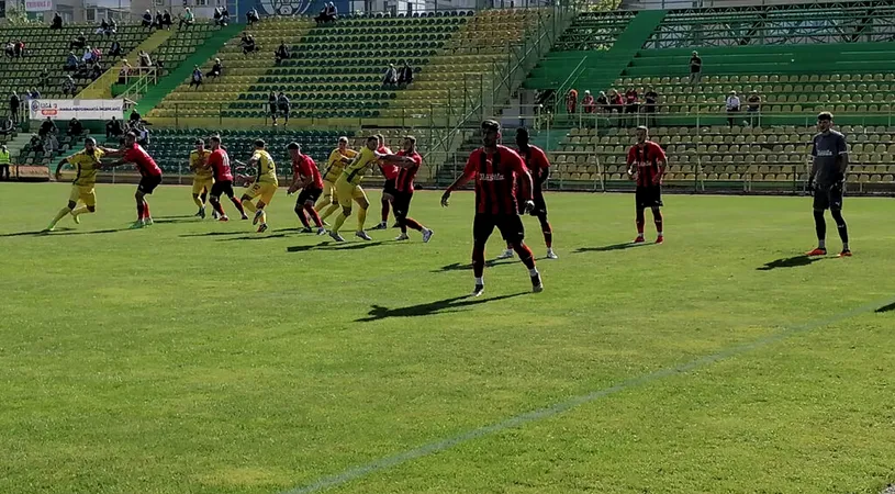 CSM Reșița a plecat învinsă de la Mioveni, dar Flavius Stoican rămâne încrezător: ”Păcat de eroarea din ultimele minute”