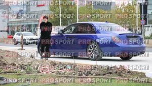 Gigi Becali dă ordine chiar și în post! Imagini inedite cu patronul FCSB, alături de mâna sa dreaptă, la șantierul bisericii în care a băgat 10.000.000 de euro