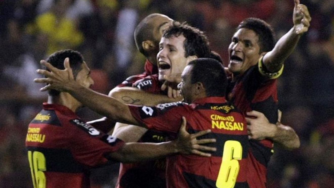 Paulista vine la Rapid!