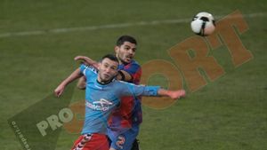 Stoichiță: **"Parpas poate deveni jucător de bază! Eu nu aduc știfturi la echipă!"