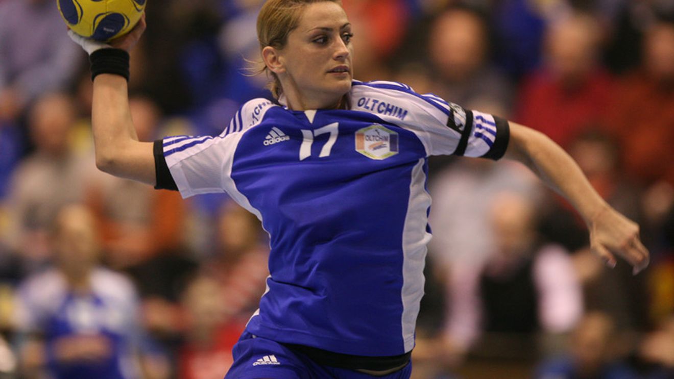 Ramona Maier și Valeria Beșe și-au prelungit contractele cu Oltchim