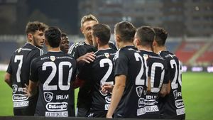 FC Botoșani - U Cluj 0-3, în runda a 14-a din Superliga | „Șepcile roșii”, victorie fără emoții pe terenul moldovenilor!