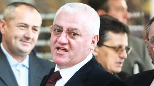 Țigări, construcții și... popice!** Cum a strâns președintele Comisiei de Disciplină 15 milioane de EURO