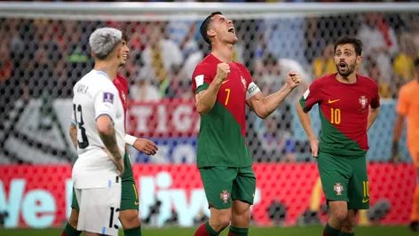 Cristiano, ironizat după ce și-a însușit golul lui Bruno Fernandes din Portugalia – Uruguay. „Ronaldo încercând să îi fure golul lui Bruno!”😂 | FOTO