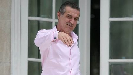 Becali i-a făcut loc lui Adrian Popa în primul 11 al Stelei! Jucătorul care va avea cele mai probleme după venirea "Motoretei"