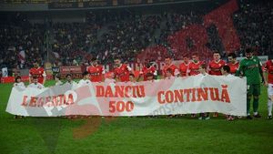 "Omul legendă", celebrat pe Național Arena. **Unul dintre cele mai inspirate bannere văzute în acest sezon: FOTO - "Cadoul" fanilor pentru Dănciulescu