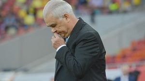 Familia lui Anghel Iordănescu a plecat în Franța: "Am fost la biserică, am dat acatiste, sperăm la un rezultat bun cu Franța"