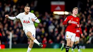 Ce poreclă a primit Radu Drăguşin, fotbalistul român transferat cu 30 de milioane de euro de Tottenham