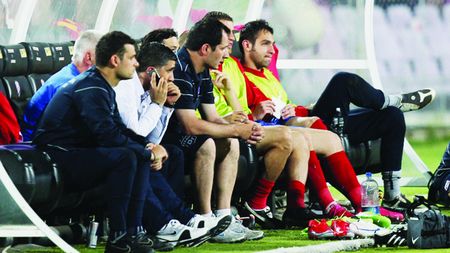 Mobilul sună iar pe banca Stelei!** Ordinul lui Becali, ignorat de Edi Iordănescu!