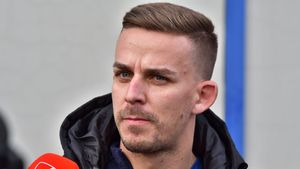 Nicușor Bancu, criticat după ultimele prestații la Universitatea Craiova: „Pare că nu e dispus la efort. E de națională pentru că nu avem opțiuni”