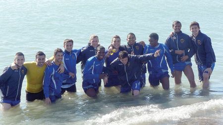 Relaxare la plajă!** Antrenament ușor pentru jucătorii Petrolului