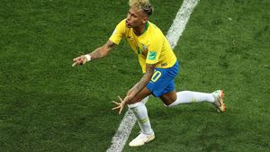 "În orice zi l-aș alege pe el în locul lui Neymar". Starul pe care legendarul Peter Schmeichel îl pune deasupra vedetei Braziliei: "Cine e cu mine?"