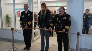 Academia Navală „Mircea cel Bătrân” a inaugurat un bazin olimpic şi a invitat-o pe Camelia Potec