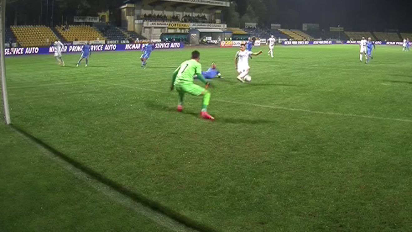 Faza etapei a 7-a! Cum s-a făcut de râs Olimpiu Moruțan în meciul Academica Clinceni - FCSB! Imaginile pe care Gigi Becali nu vrea să le vadă | FOTO