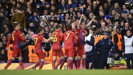 Nu s-au întâlnit prea des cu așa ceva.** Englezii au căscat ochii plini de uimire când au văzut ce se întâmplă pe Stamford Bridge. Steaua - un nou record incredibil