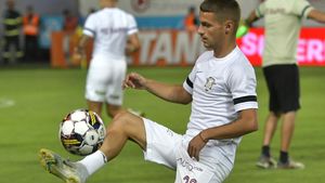 Alex Mățan pleacă de la Rapid! Ce se întâmplă cu mijlocașul pentru care Adi Mutu a insistat ca să ajungă în Giulești