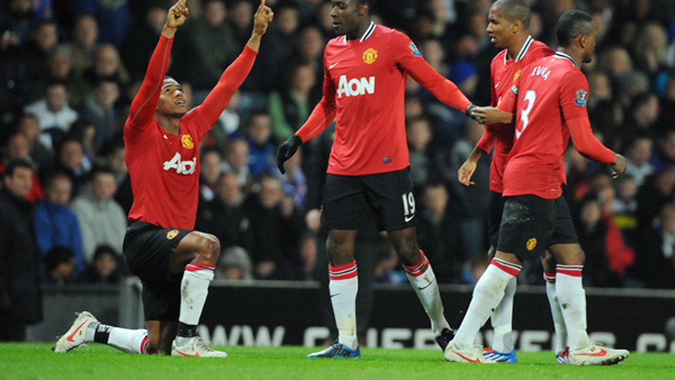 VIDEO "Diavolii", mereu tineri!** Valencia și Young au dat golurile victoriei din Blackburn - United în ultimele 10 minute