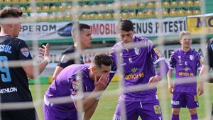 CFC Argeș, la un gol să se facă de râs cu ultima clasată din Liga 2. Eugen Neagoe, mesaj ferm: ”Jucătorii trebuie să se trezească, n-au voie să se prezinte așa”
