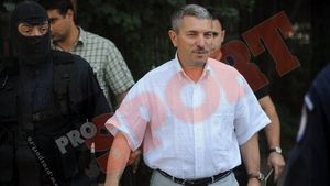 Primul șef al arbitrilor anchetat de DNA: "Am o opinie despre ce se întâmplă, dar..."** Constantin, despre reținerea lui Avram