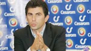 "10 % din suma încasată după Euro va fi folosită la premierea FRF"