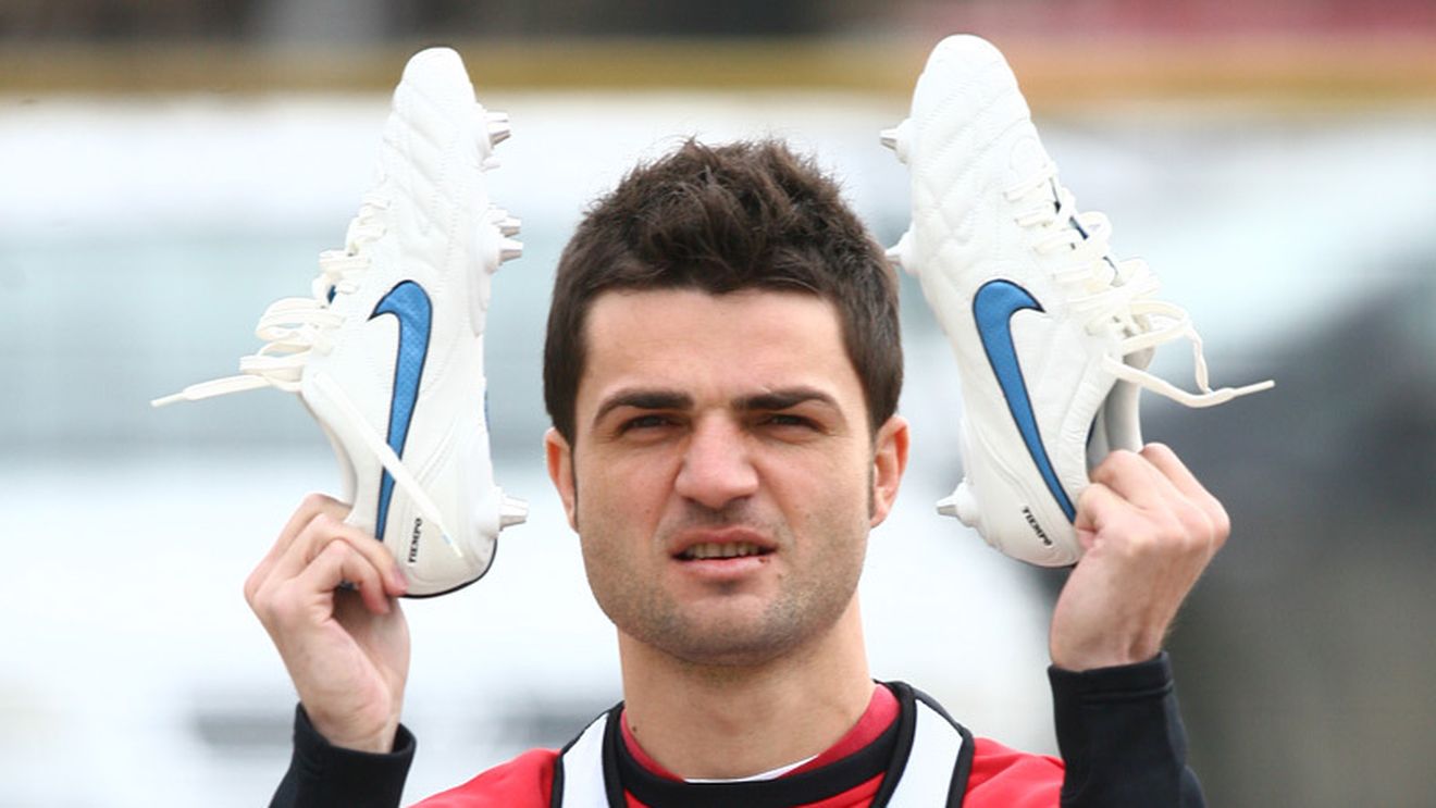 "Pe oricine aș vedea la Steaua, mai puțin pe Bratu!** Nu s-ar duce pentru nicio sumă"