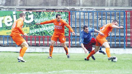 „È˜i-a bătut joc"