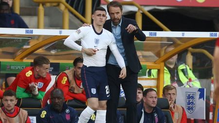 Gareth Southgate a fost făcut praf de legendele fotbalului englez, după egalul lui SUA: „Cel mai talentat fotbalist al nostru este lăsat pe banca de rezerve”