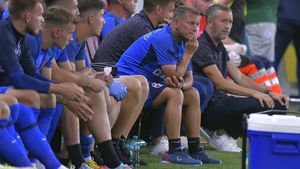 Fotbalistul dat afară de Gigi Becali e salvat de Mihai Rotaru! Transferul bombă pe axa FCSB - Universitatea Craiova a reușit. Amintiri de coșmar: „Cantonamentul cu Neubert a fost horror”